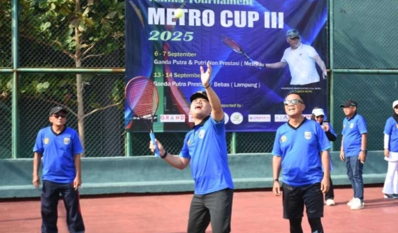 Turnamen Tenis Wali Kota Metro Buka Metro Cup 2025