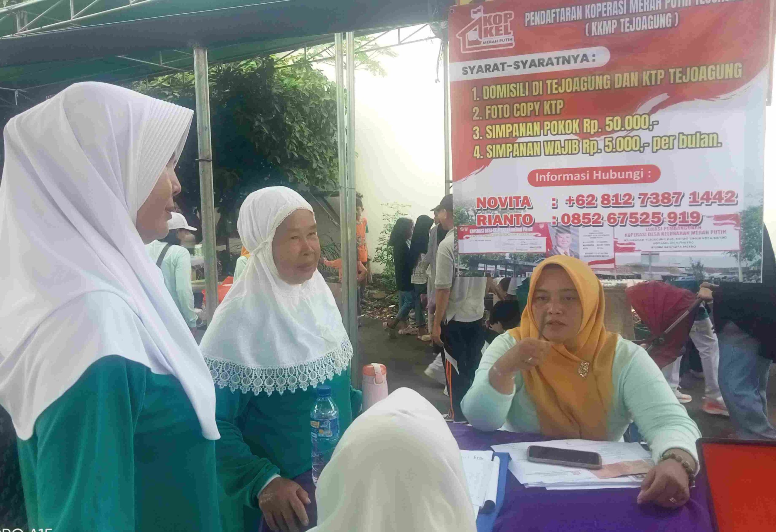 Disela Bazar UMKM, Pendaftaran Anggota Koperasi Merah Putih Tejoagung Diserbu Warga