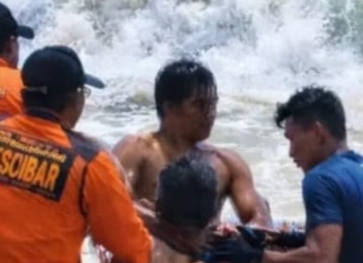 Tiga Wisatawan Tenggelam di Pantai Mandiri Pesisir Barat, Satu Meninggal Dunia